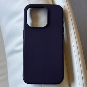 Plum Purple I phone 15 pro Case